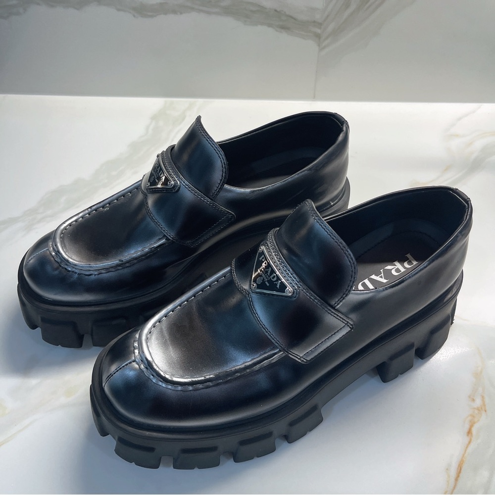 Authentic Prada Monolith ombré brushed loafers
